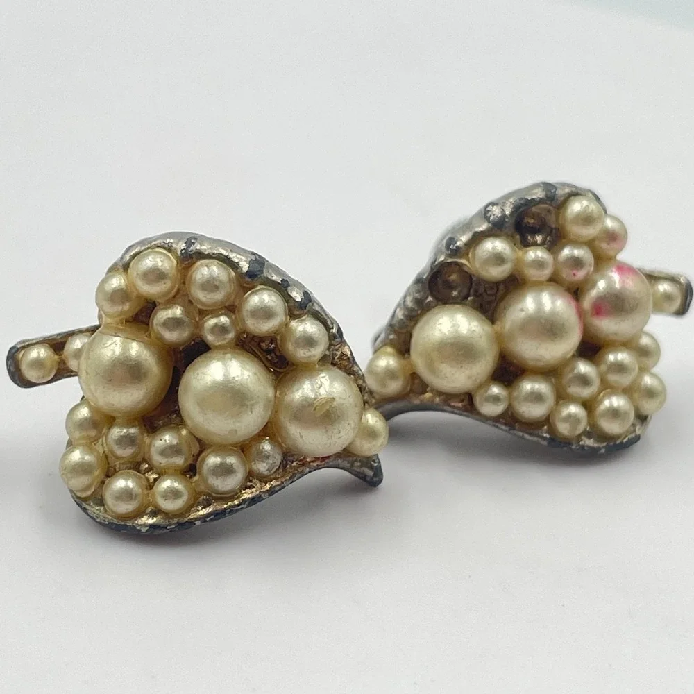 Vintage Mid-Century Faux Pearl Leaf Cluster Screw Back Earrings Silver Tone